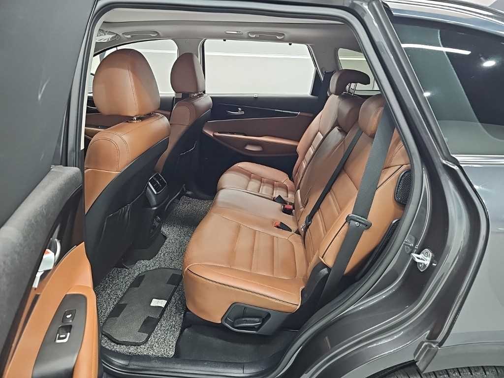기아 쏘렌토 더 뉴 쏘렌토 디젤 2.2 4WD 노블레스 스페셜 이미지 12