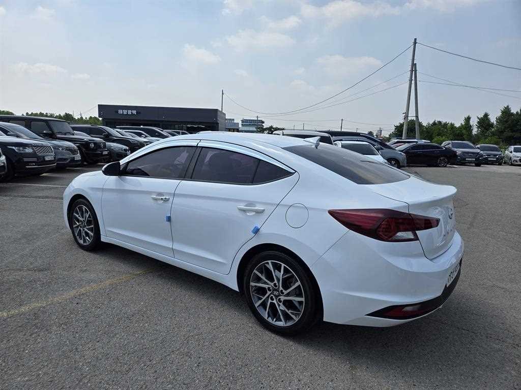 현대 아반떼 더 뉴 아반떼 AD 1.6 스타일 이미지 10