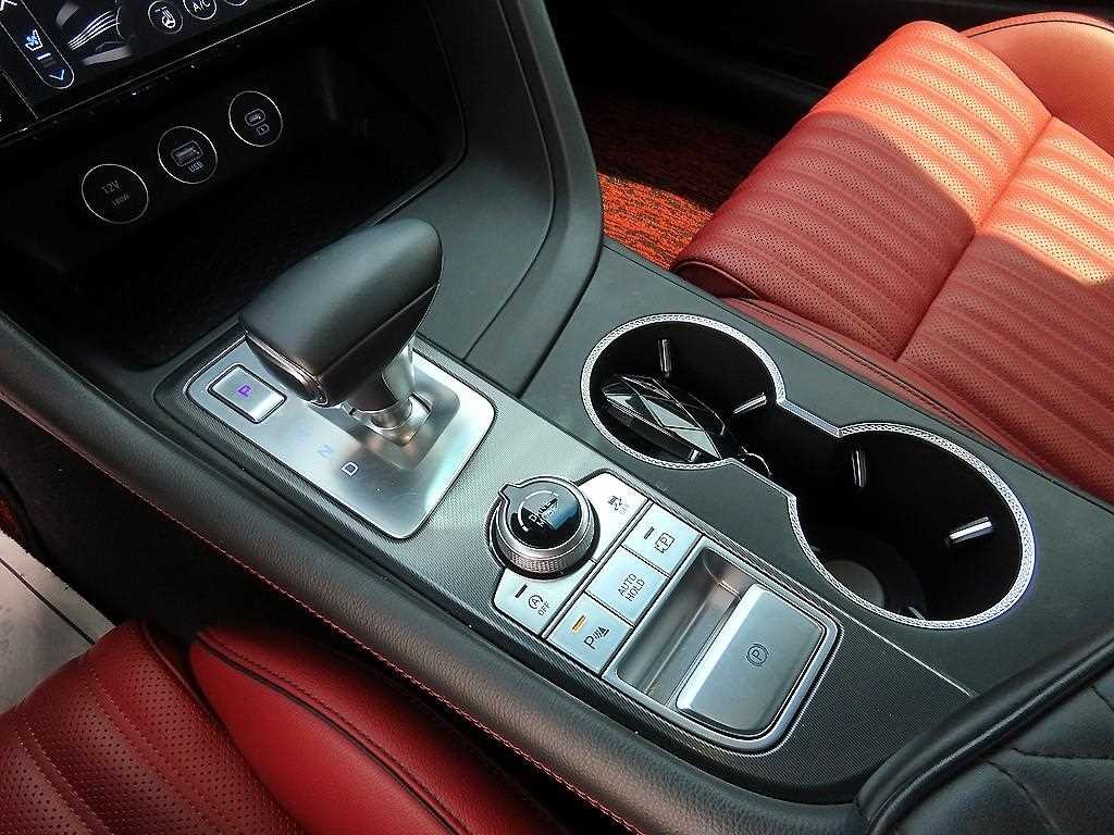 제네시스 G70 더 뉴 G70 가솔린 2.5T 2WD 스포츠 패키지 이미지 10