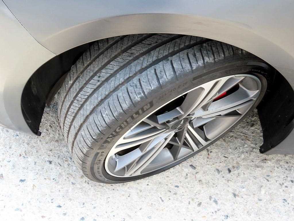 제네시스 G70 더 뉴 G70 가솔린 2.5T 2WD 스포츠 패키지 이미지 20