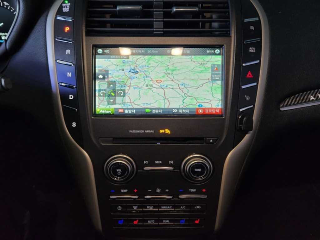 링컨 MKC 2.0 AWD 리저브 이미지 6