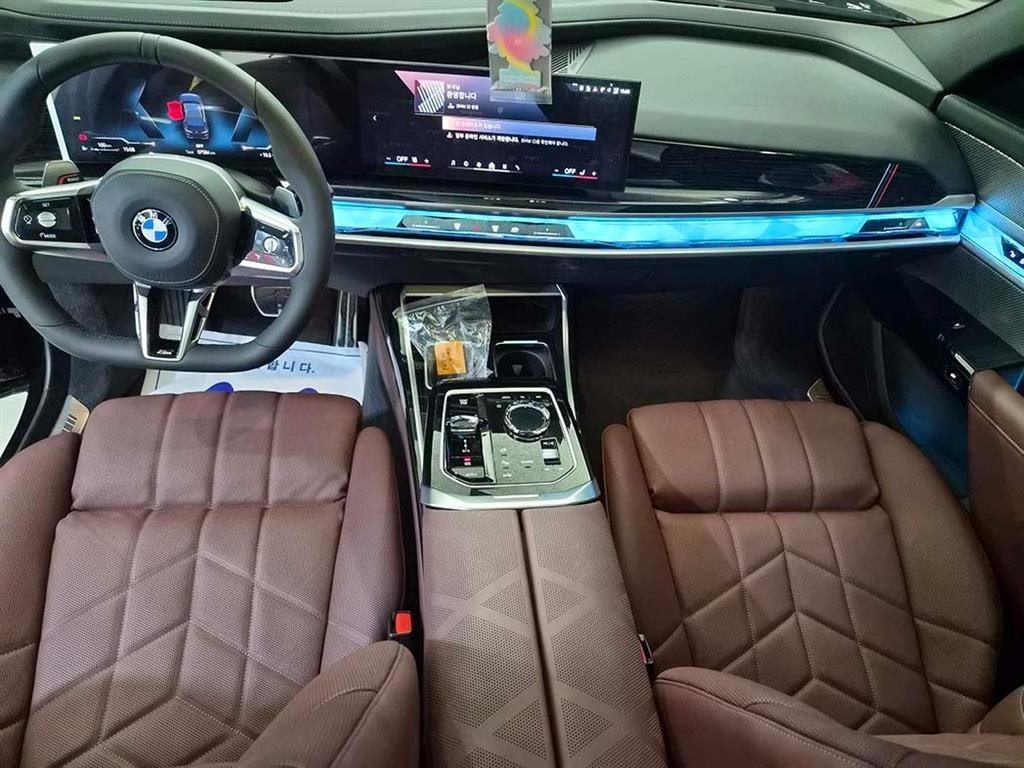 BMW 7시리즈 7시리즈 (G70) 740i xDrive M 스포츠 이미지 10
