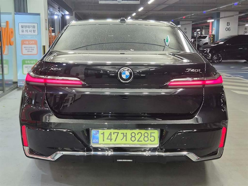 BMW 7시리즈 7시리즈 (G70) 740i xDrive M 스포츠 이미지 5