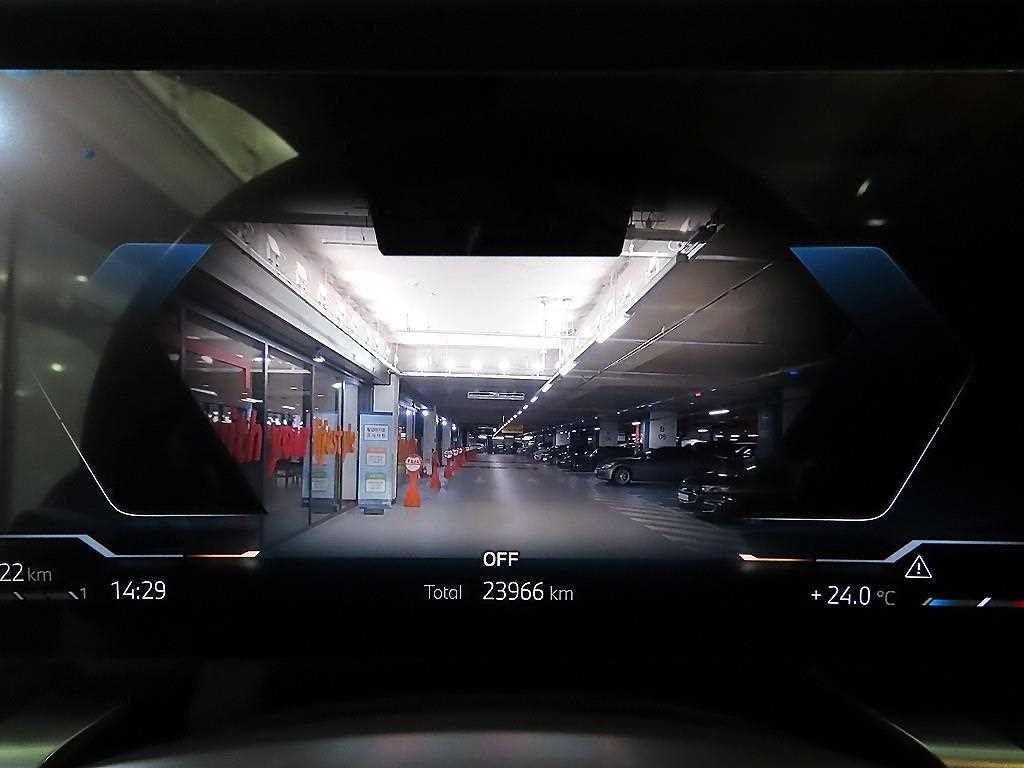BMW 7시리즈 7시리즈 (G70) 740i xDrive M 스포츠 이미지 9