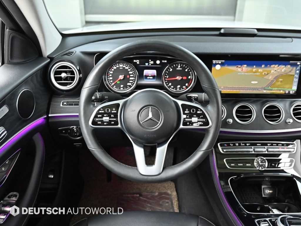 벤츠 E 클래스 E-클래스 W213 E220d 아방가르드 이미지 13