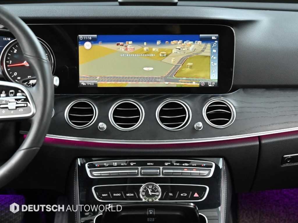 벤츠 E 클래스 E-클래스 W213 E220d 아방가르드 이미지 14