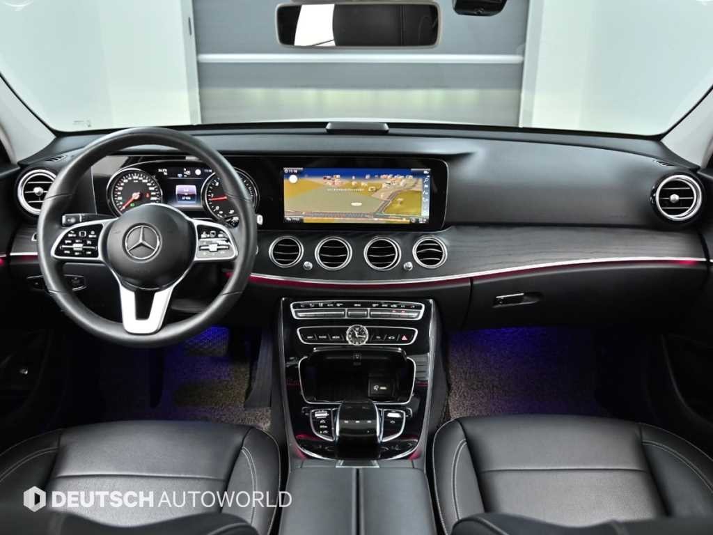벤츠 E 클래스 E-클래스 W213 E220d 아방가르드 이미지 8