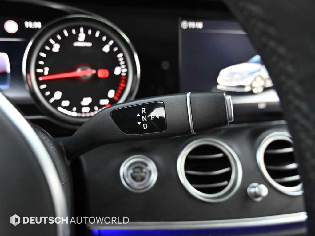 벤츠 E 클래스 E-클래스 W213 E220d 아방가르드 이미지 9