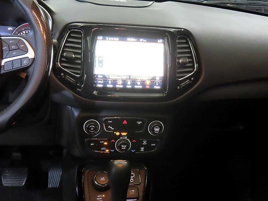 지프 컴패스 컴패스 2세대 2.4 AWD 리미티드 이미지 11