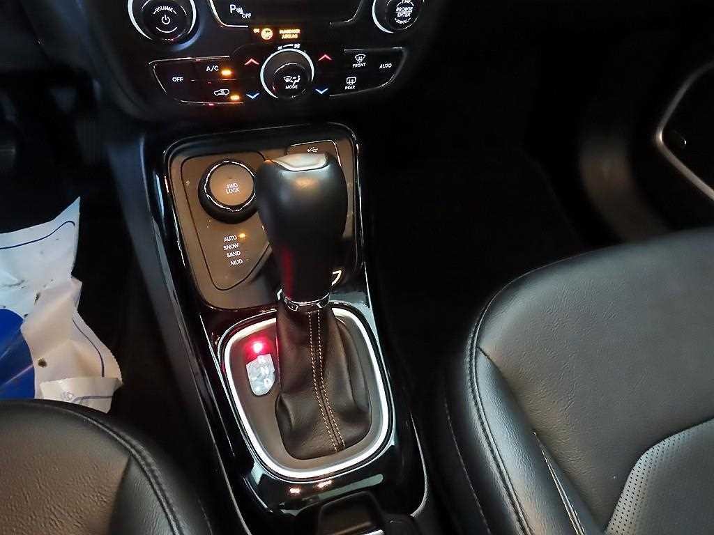 지프 컴패스 컴패스 2세대 2.4 AWD 리미티드 이미지 12