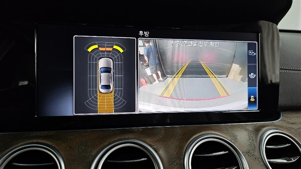 벤츠 E 클래스 E-클래스 W213 E220d 4MATIC 익스클루시브 이미지 15