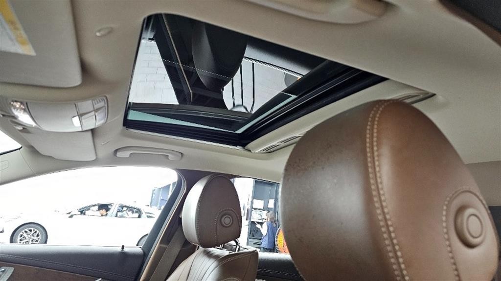 벤츠 E 클래스 E-클래스 W213 E220d 4MATIC 익스클루시브 이미지 19