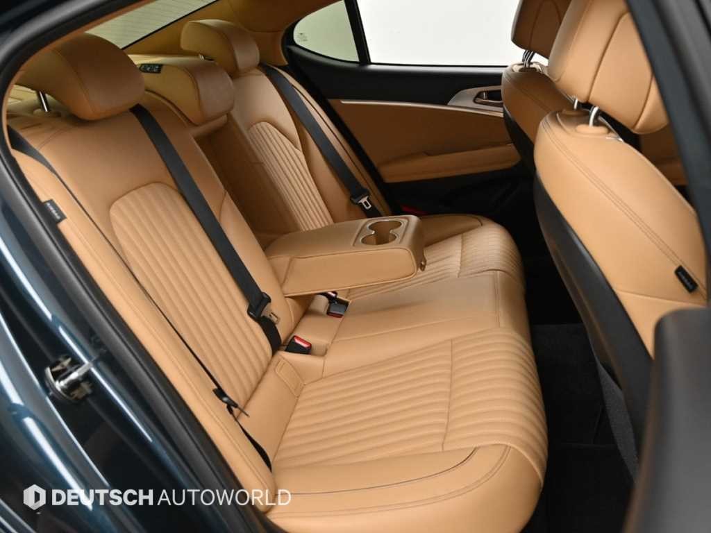 제네시스 G70 더 뉴 G70 가솔린 3.3T 2WD 이미지 12