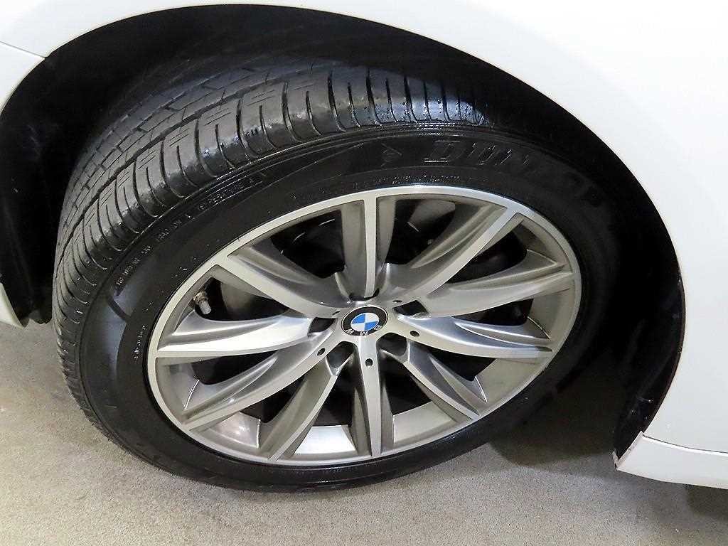 BMW 5시리즈 5시리즈 (G30) 520i 럭셔리 이미지 19
