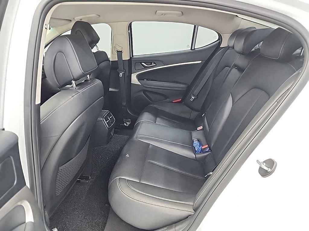 제네시스 G70 더 뉴 G70 가솔린 2.0T 2WD 기본형 이미지 12