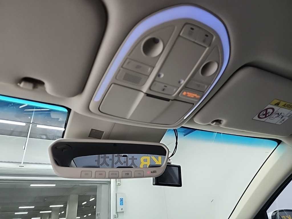 제네시스 G70 더 뉴 G70 가솔린 2.0T 2WD 기본형 이미지 17