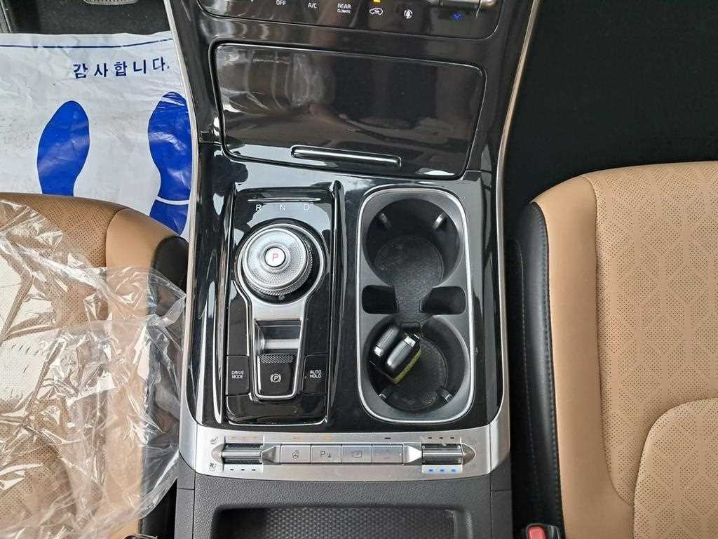 기아 카니발 카니발 4세대 디젤 9인승 노블레스 이미지 14