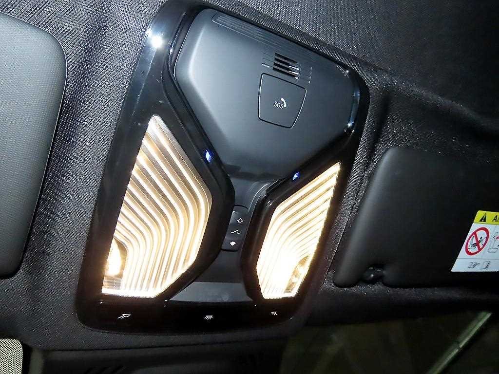 BMW 3시리즈 3시리즈 (G20) 320i M 스포츠 이미지 16