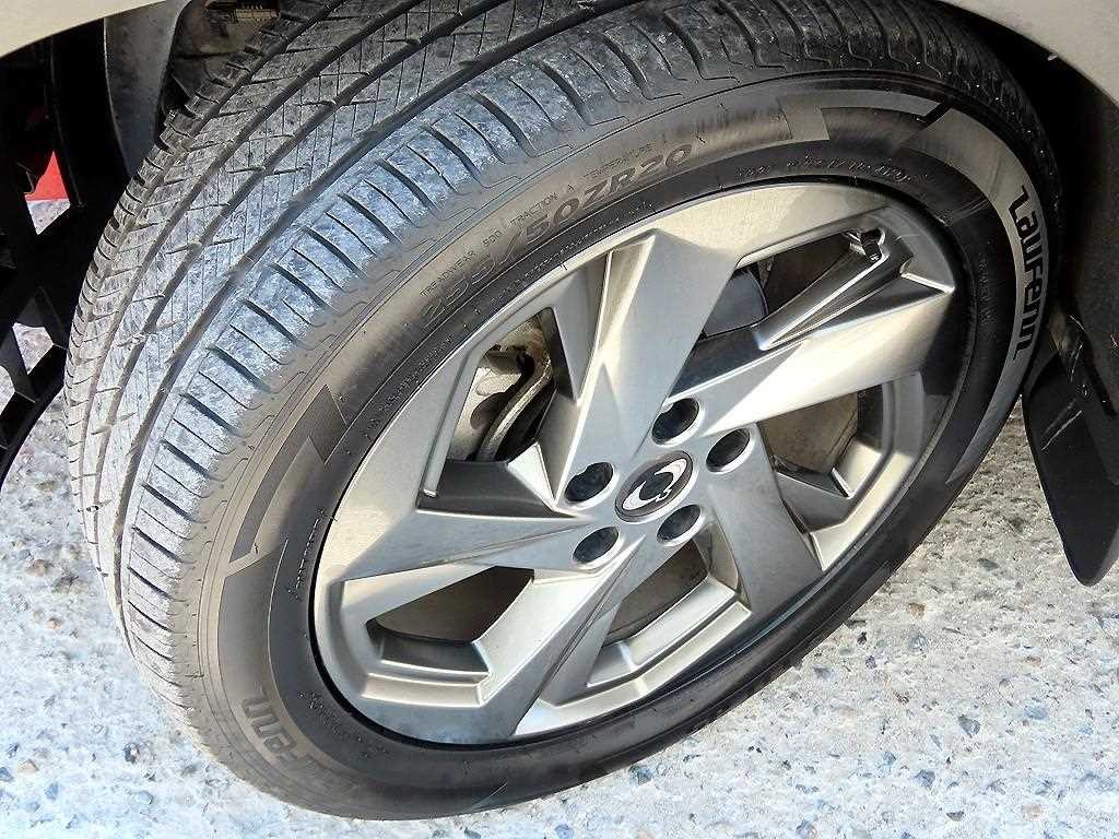 KG모빌리티(쌍용) 렉스턴 더 뉴 렉스턴 스포츠 칸 디젤 2.2 4WD 쿨멘 프레스티지 이미지 20