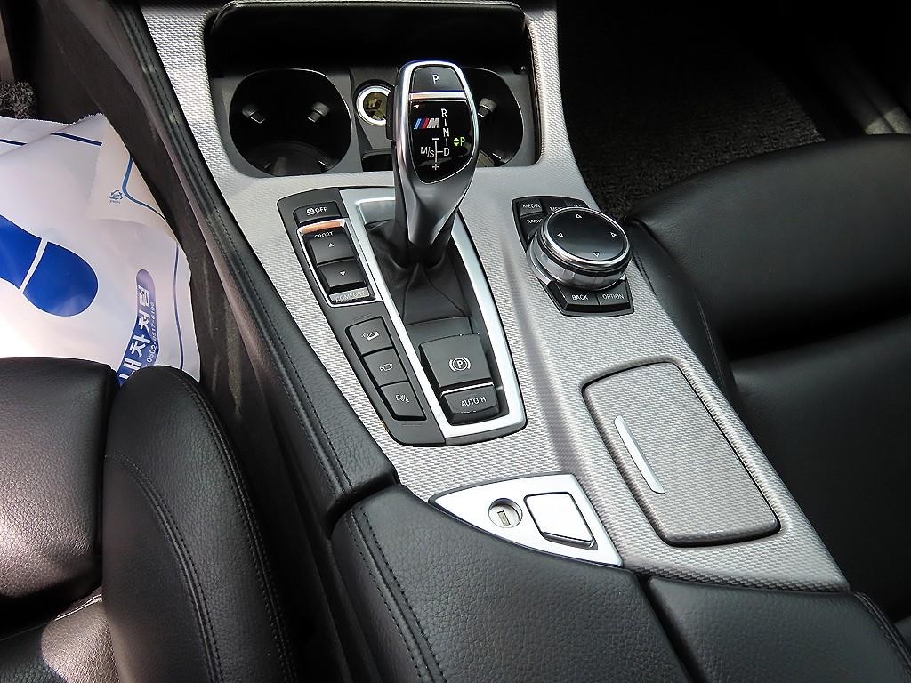 BMW 5시리즈 5시리즈 (F10) M550d xDrive 이미지 11