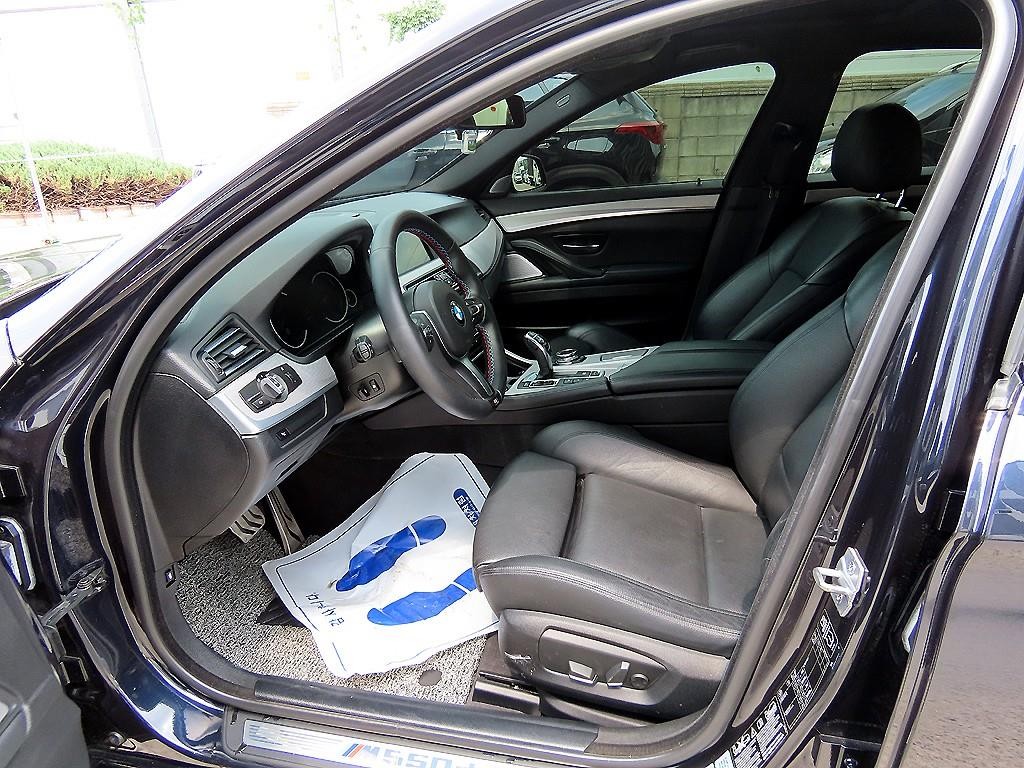BMW 5시리즈 5시리즈 (F10) M550d xDrive 이미지 5