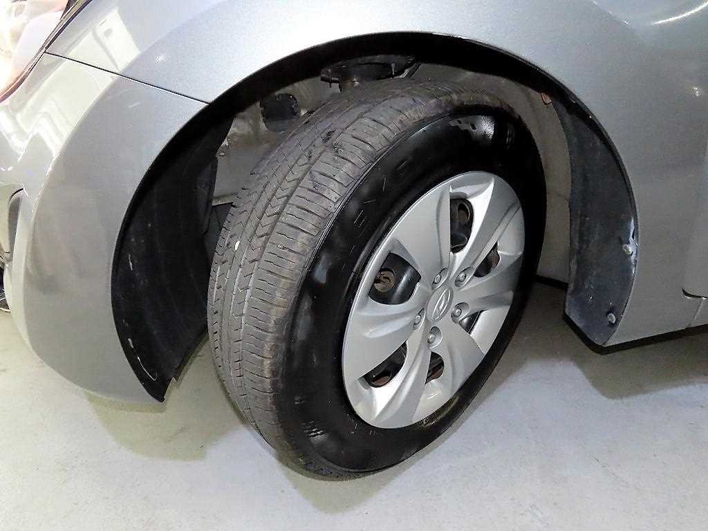 현대 아반떼 더 뉴 아반떼 1.6 GDI 스타일 이미지 18