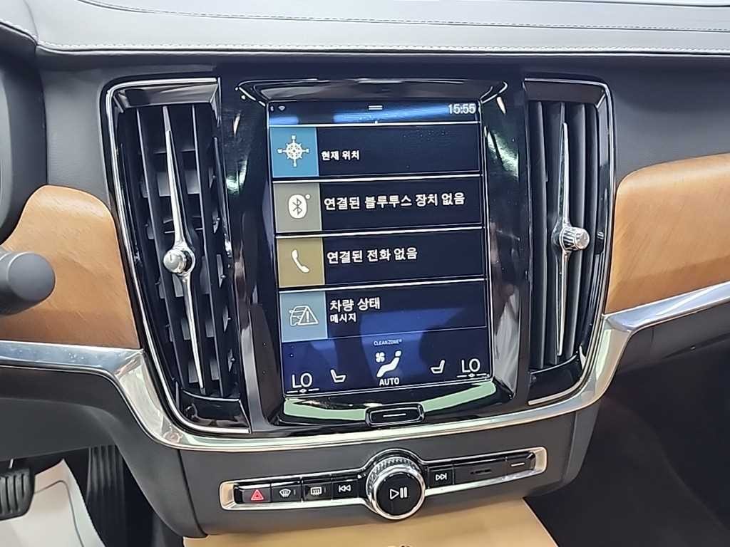 볼보 S90 D4 인스크립션 이미지 10