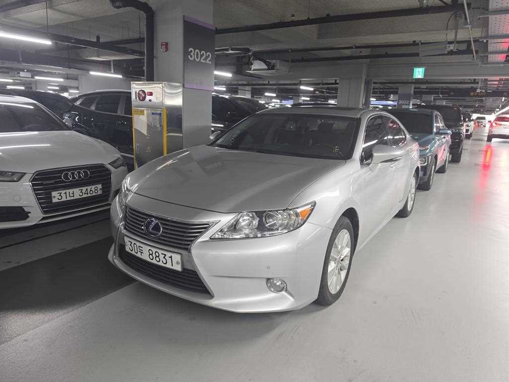 렉서스 ES 뉴ES300h 슈프림 이미지 1