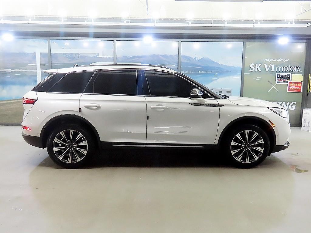 링컨 코세어 2.0 리저브 AWD 이미지 3