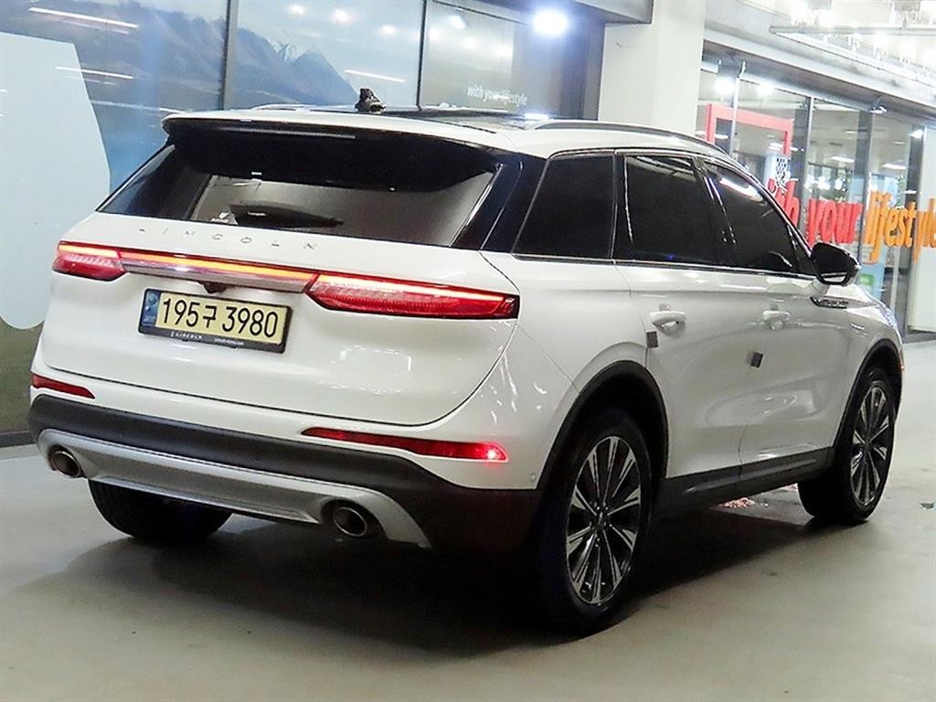 링컨 코세어 2.0 리저브 AWD 이미지 4