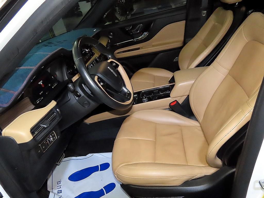 링컨 코세어 2.0 리저브 AWD 이미지 6