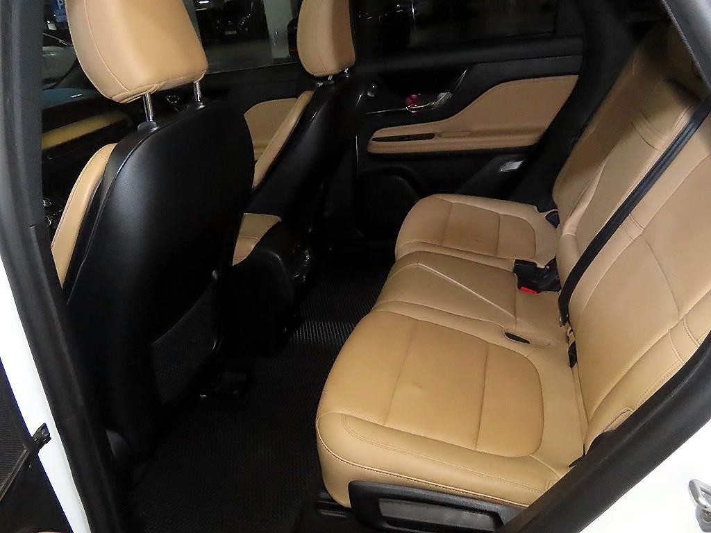 링컨 코세어 2.0 리저브 AWD 이미지 7
