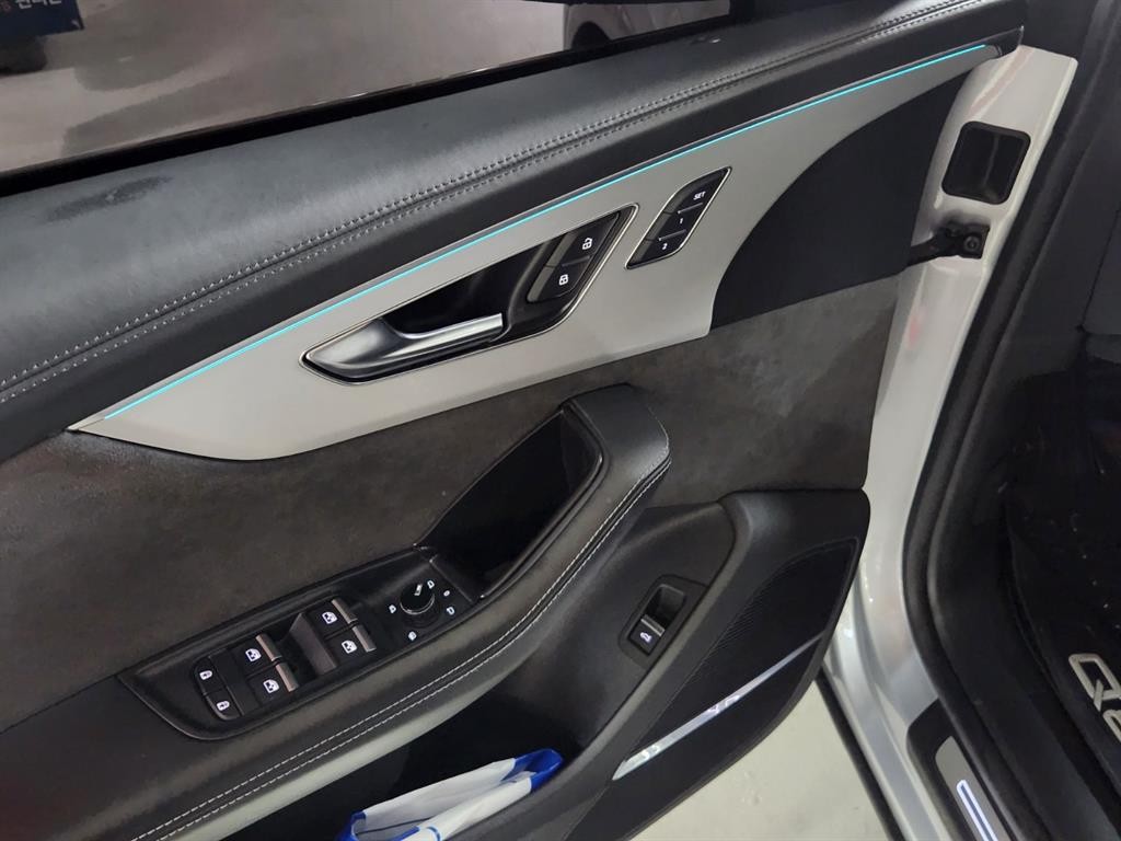 아우디 Q8 50 TDI 콰트로 프리미엄 이미지 13