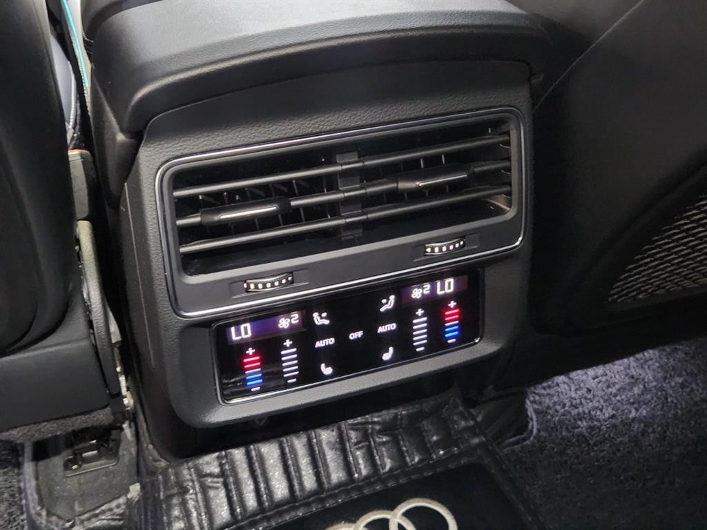 아우디 Q8 50 TDI 콰트로 프리미엄 이미지 8