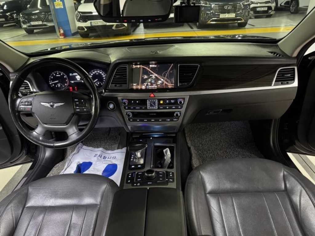 제네시스 G80 3.3 GDI AWD 프리미엄 럭셔리 이미지 6