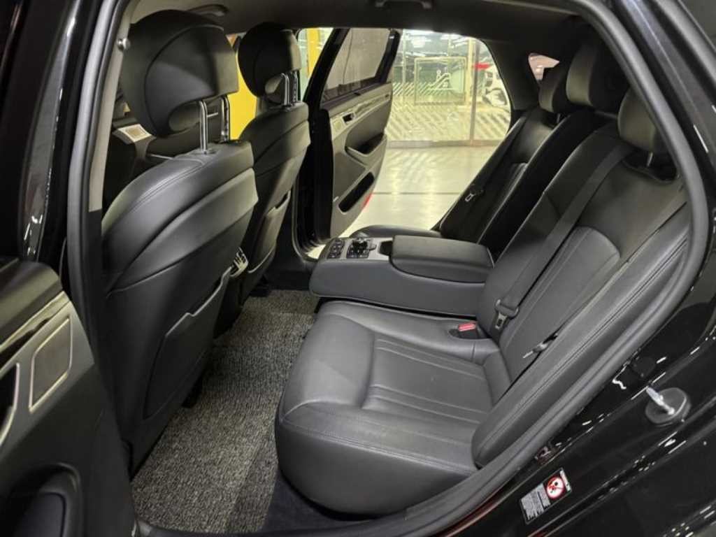 제네시스 G80 3.3 GDI AWD 프리미엄 럭셔리 이미지 8