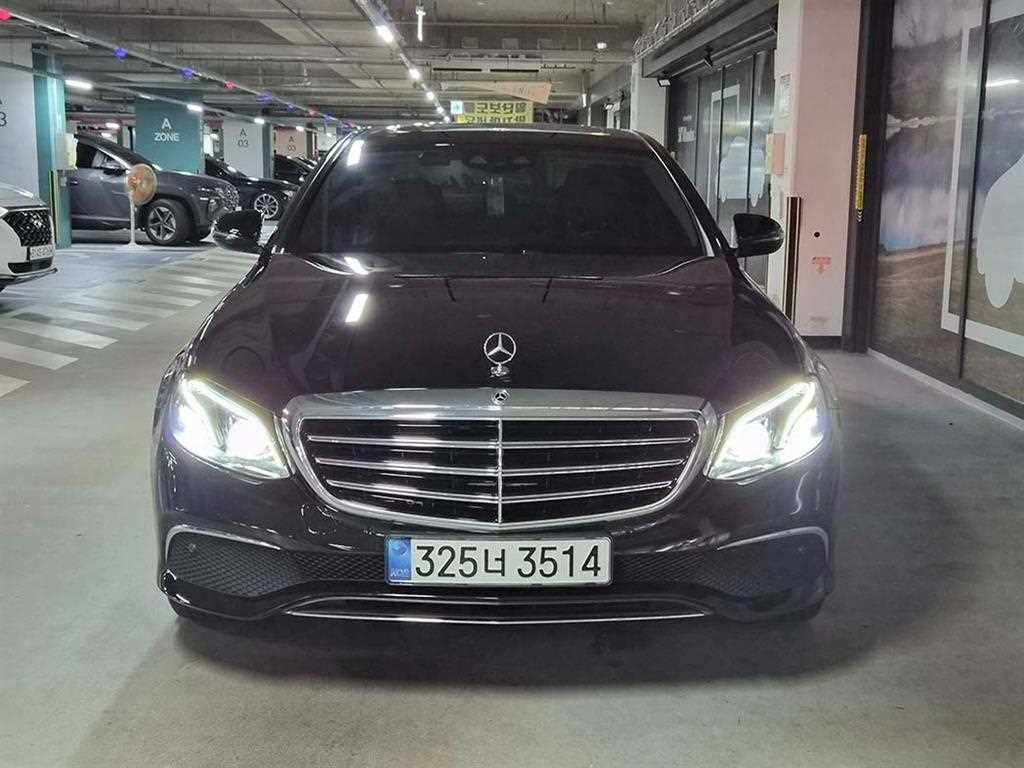 벤츠 E 클래스 E-클래스 W213 E220d 4MATIC 익스클루시브 이미지 2