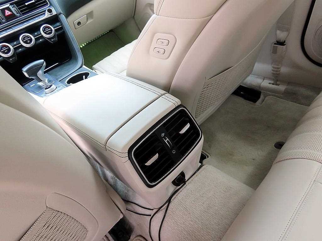 제네시스 G70 3.3T 스포츠 프레스티지 이미지 15