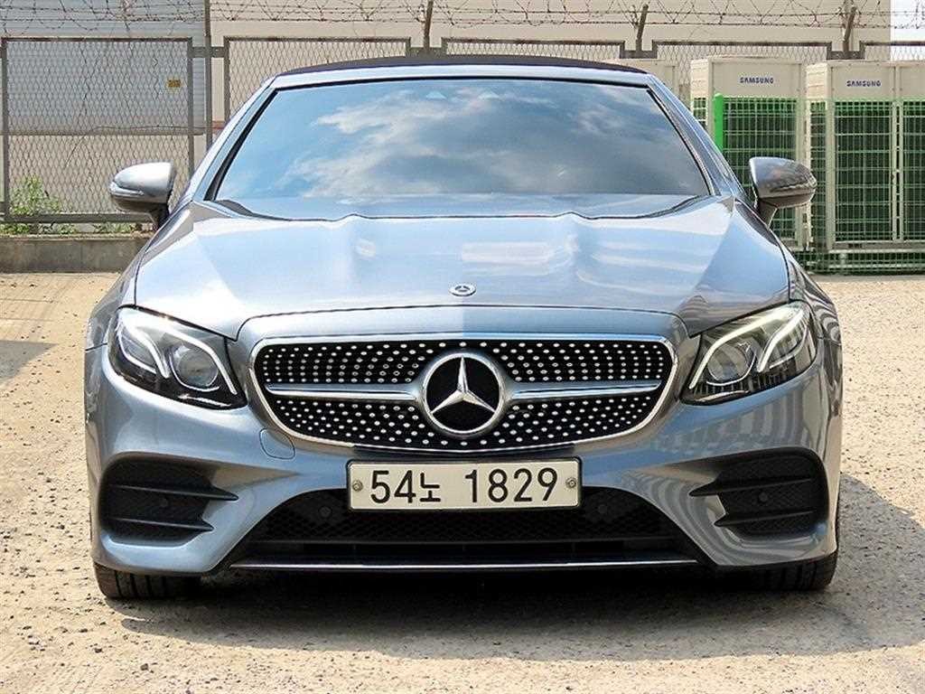 벤츠 E 클래스 E-클래스 W213 E220d 카브리올레 이미지 2