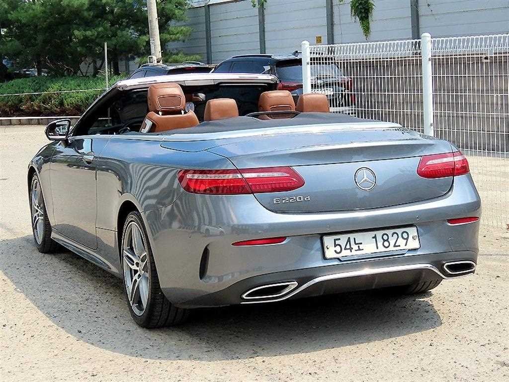벤츠 E 클래스 E-클래스 W213 E220d 카브리올레 이미지 7