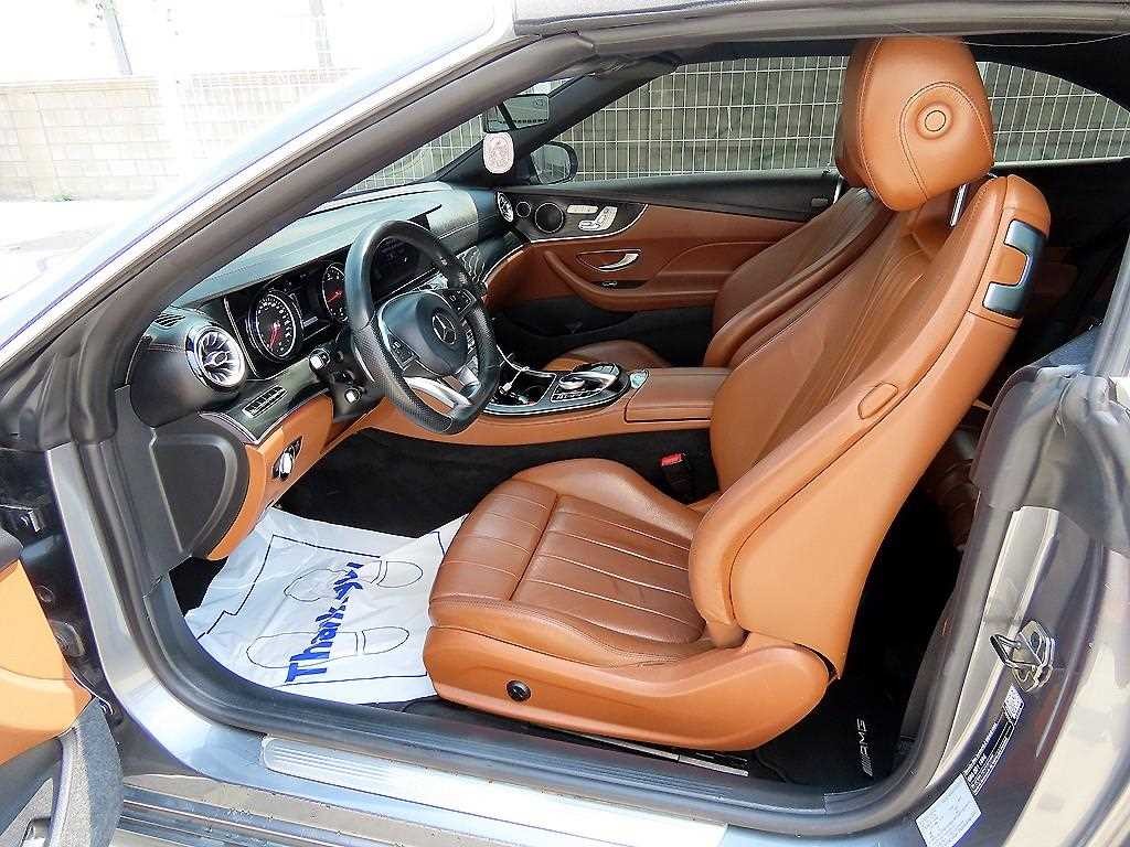 벤츠 E 클래스 E-클래스 W213 E220d 카브리올레 이미지 9