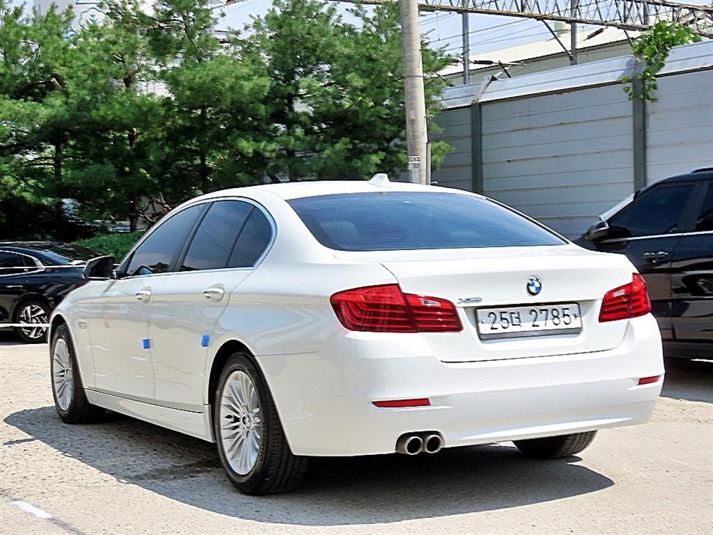 BMW 5시리즈 5시리즈 (F10) 520d xDrive 이미지 3