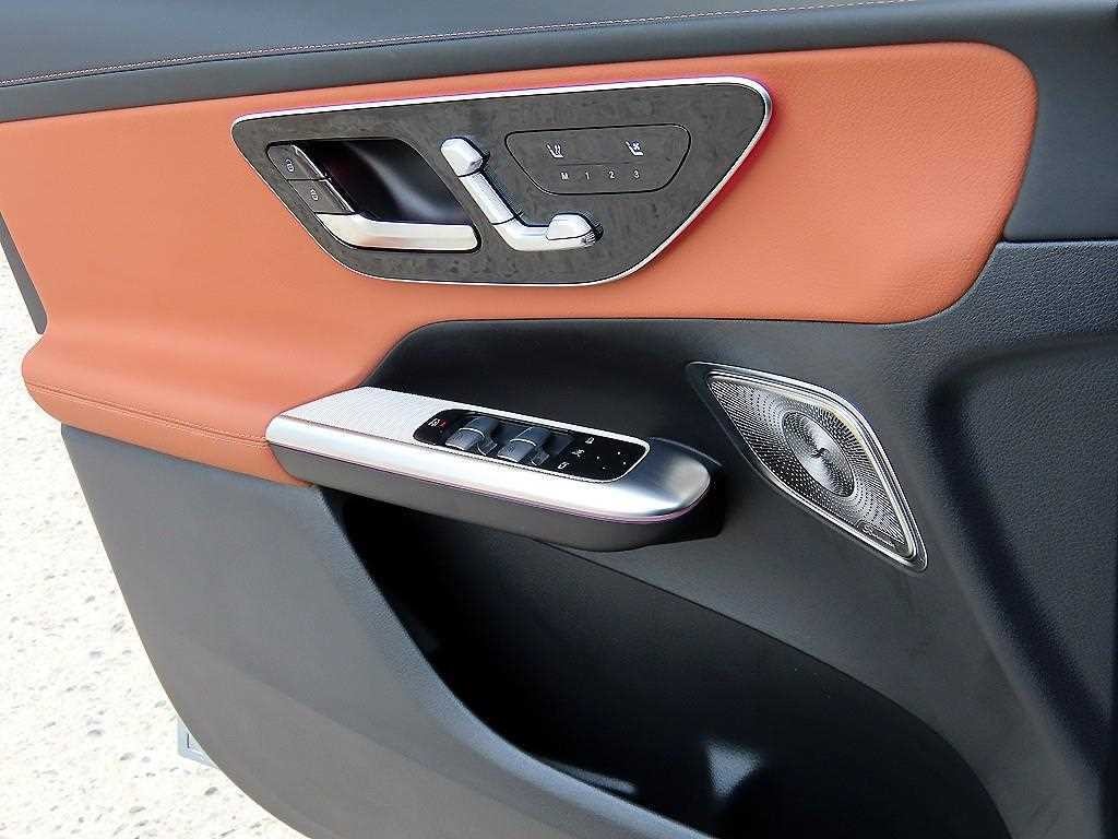 벤츠 GLC 클래스 GLC클래스 X254 GLC300 4MATIC 쿠페 아방가르드 이미지 12