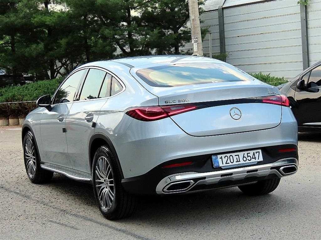 벤츠 GLC 클래스 GLC클래스 X254 GLC300 4MATIC 쿠페 아방가르드 이미지 3