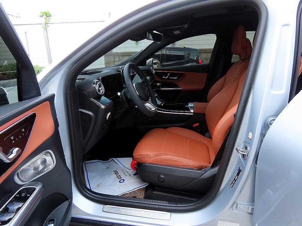 벤츠 GLC 클래스 GLC클래스 X254 GLC300 4MATIC 쿠페 아방가르드 이미지 5