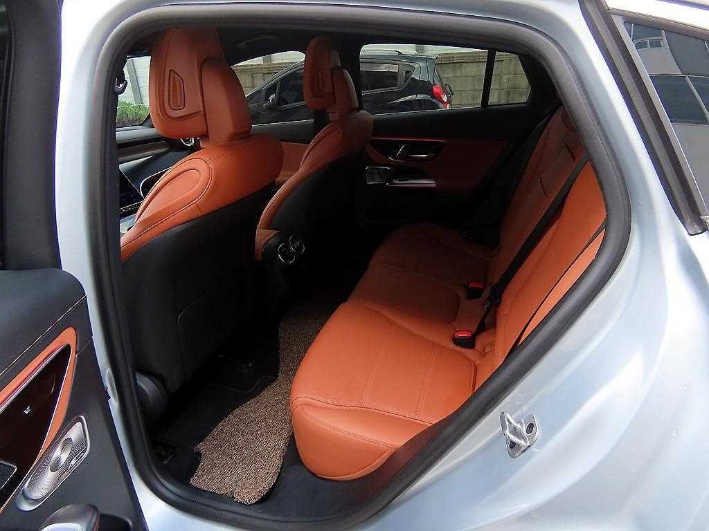 벤츠 GLC 클래스 GLC클래스 X254 GLC300 4MATIC 쿠페 아방가르드 이미지 6
