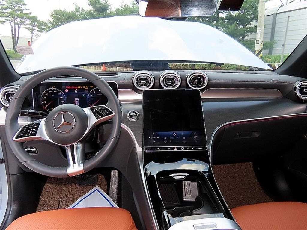 벤츠 GLC 클래스 GLC클래스 X254 GLC300 4MATIC 쿠페 아방가르드 이미지 7
