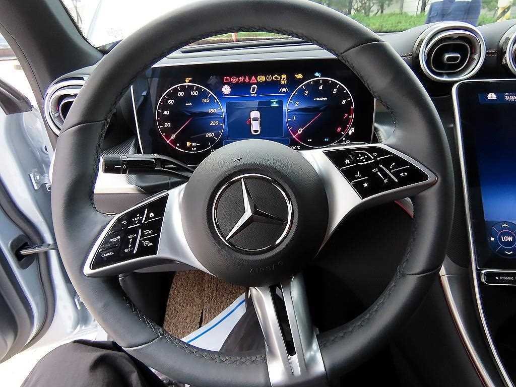 벤츠 GLC 클래스 GLC클래스 X254 GLC300 4MATIC 쿠페 아방가르드 이미지 8