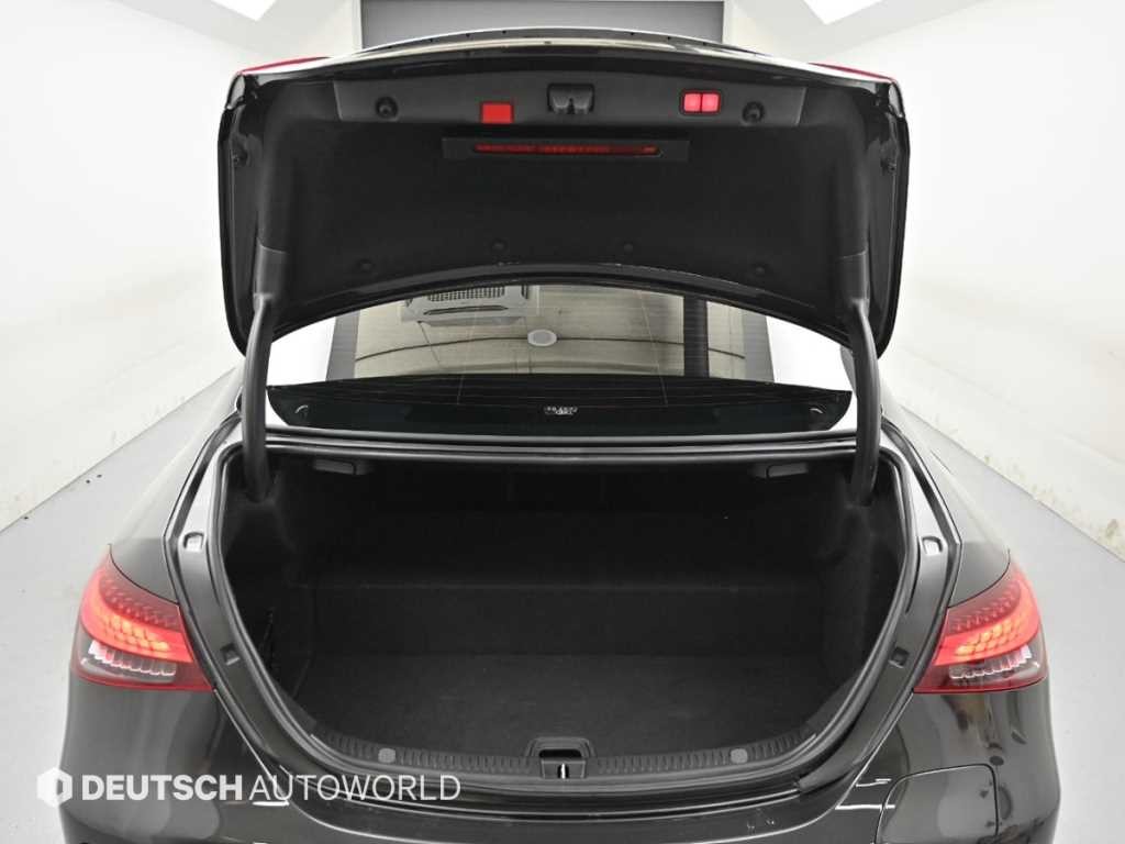 벤츠 E 클래스 E-클래스 W213 E300e 4MATIC 익스클루시브 이미지 19