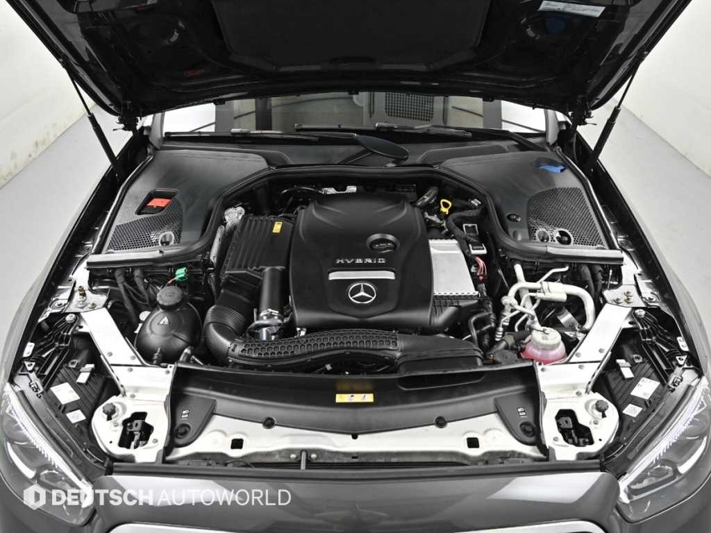 벤츠 E 클래스 E-클래스 W213 E300e 4MATIC 익스클루시브 이미지 6